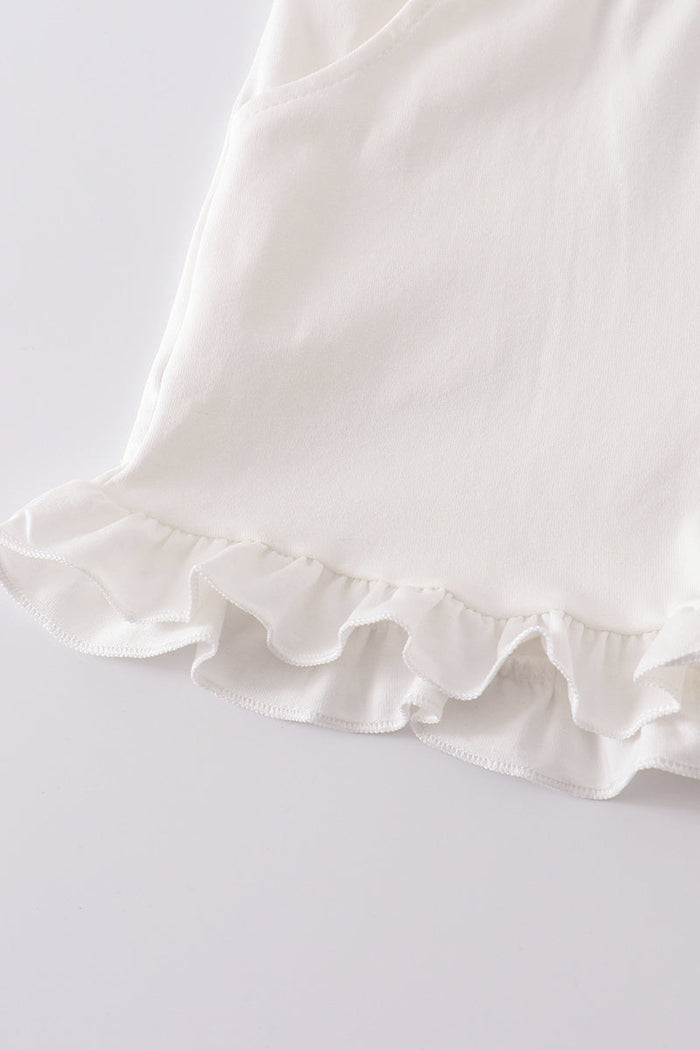 Cream basic ruffle shorts