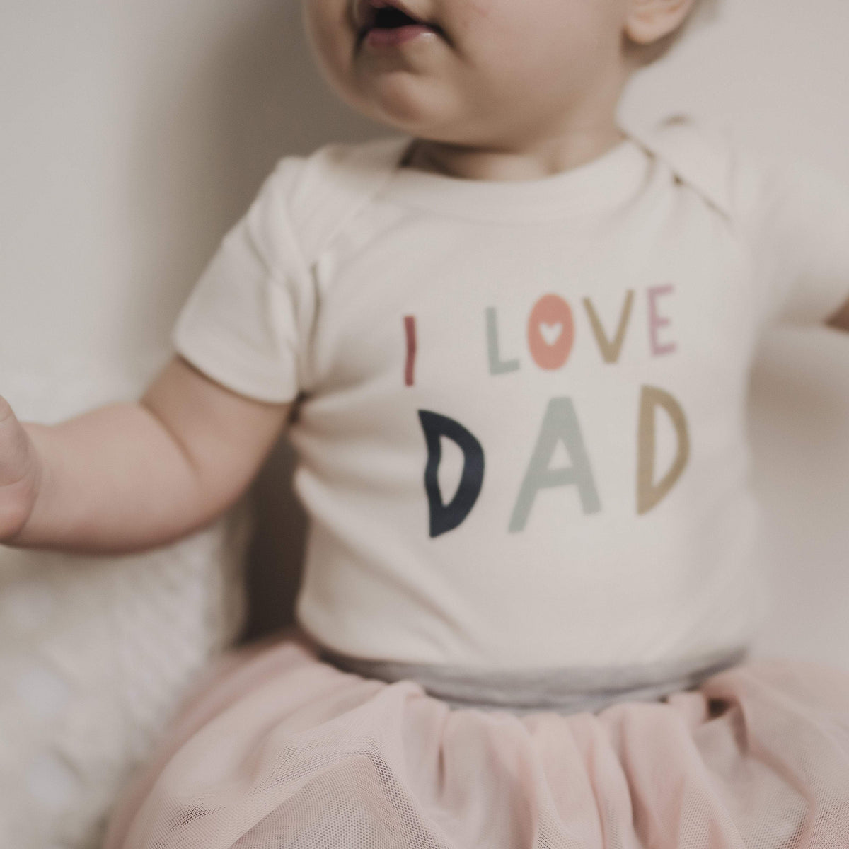 Baby graphic bodysuit | love dad